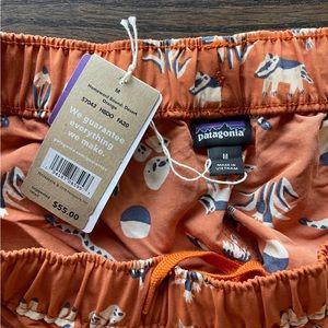 NWT Patagonia Baggies (M)